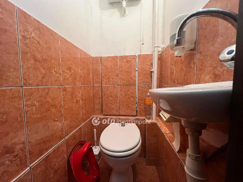 Eladó Lakás, Budapest 8. ker.