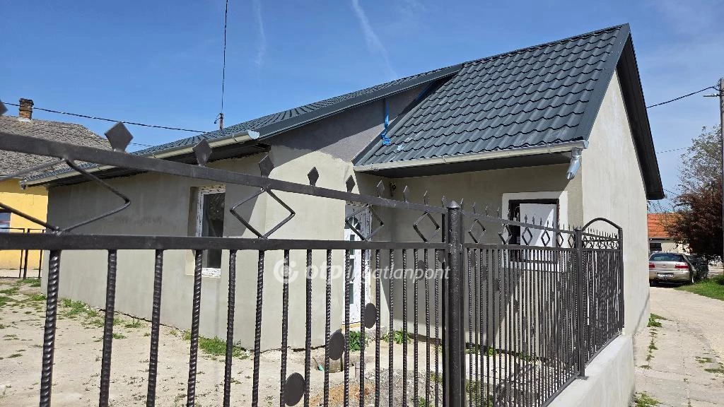 For sale house, Kiskunlacháza