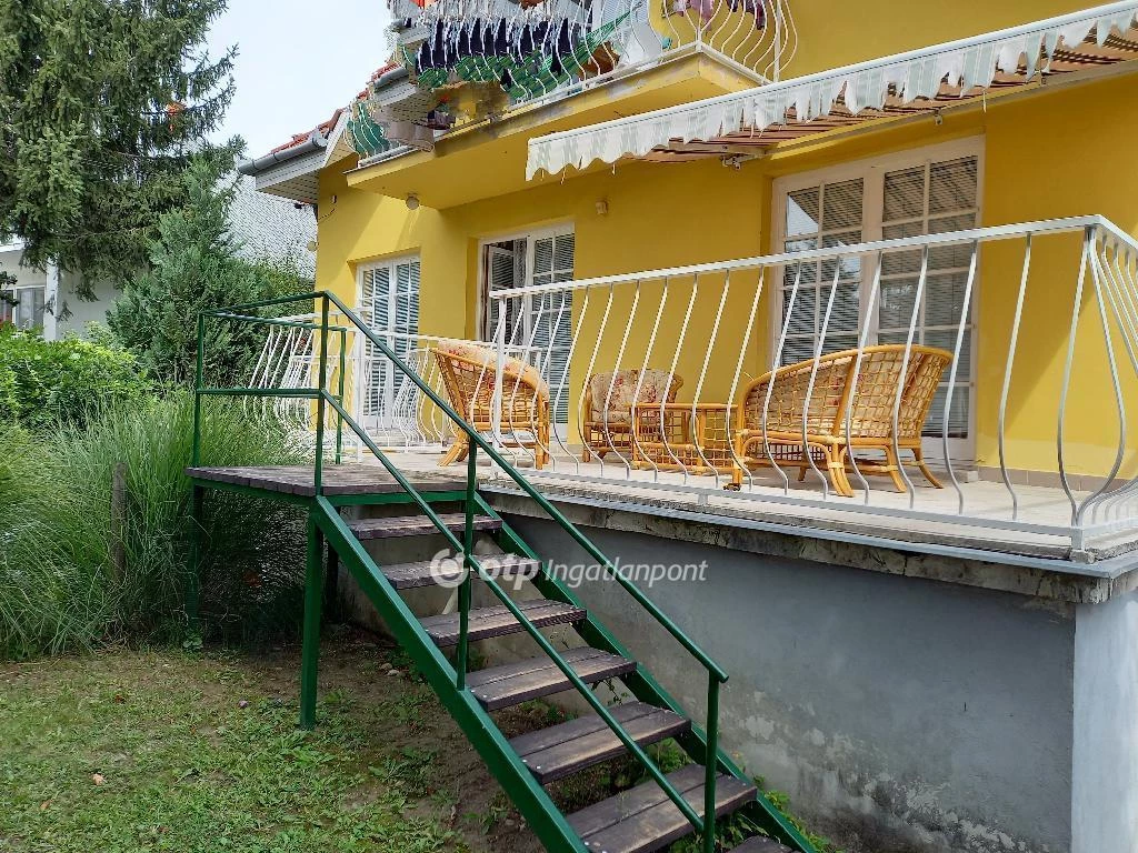 c3-1-name c2-1-name, Szentendre