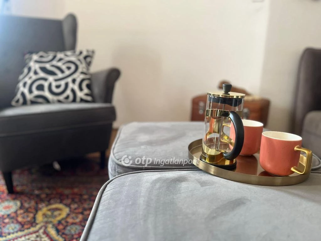 For sale brick flat, Budapest XII. kerület