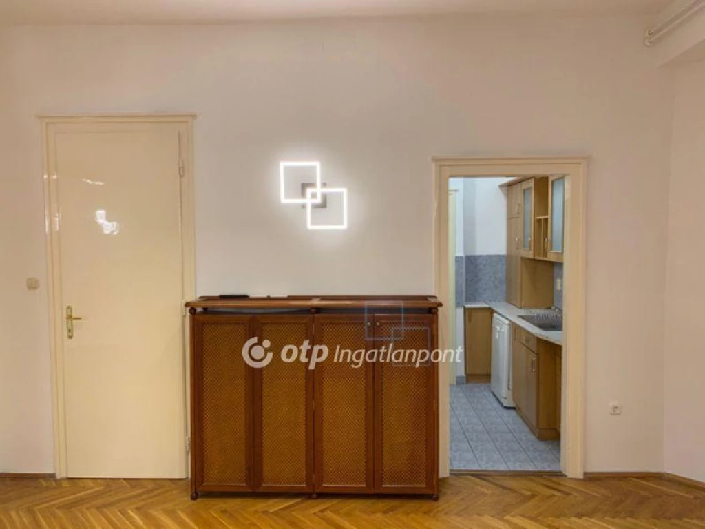 c3-1-name c2-19-name, Budapest VI. kerület