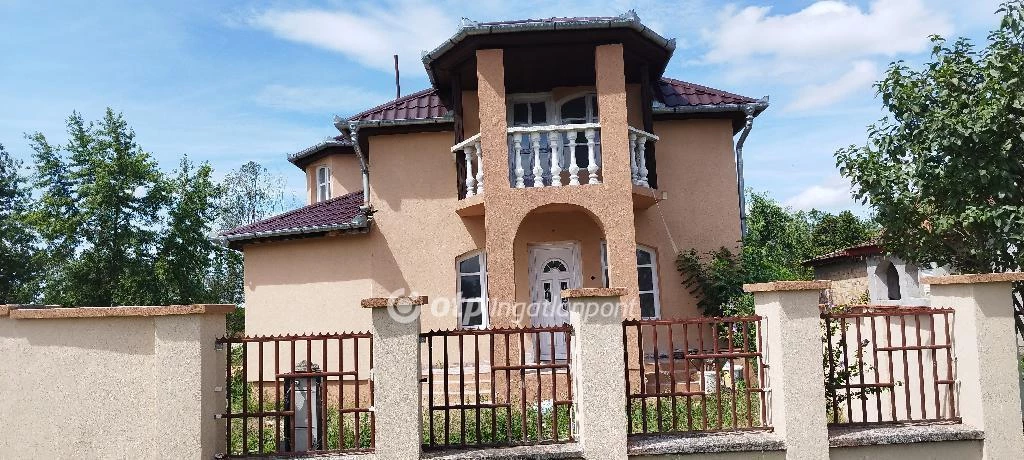 Eladó Ház, Csenger