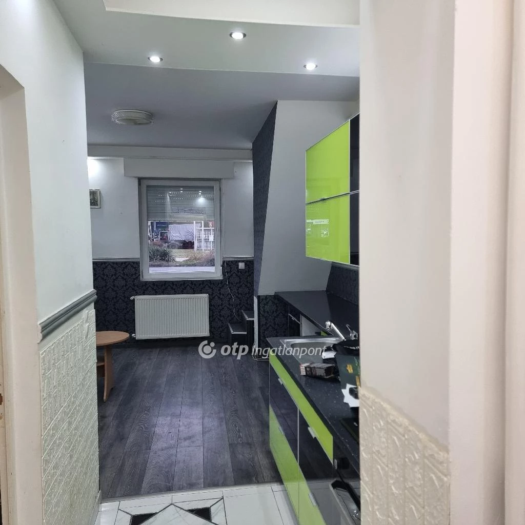 For sale brick flat, Budapest XXI. kerület