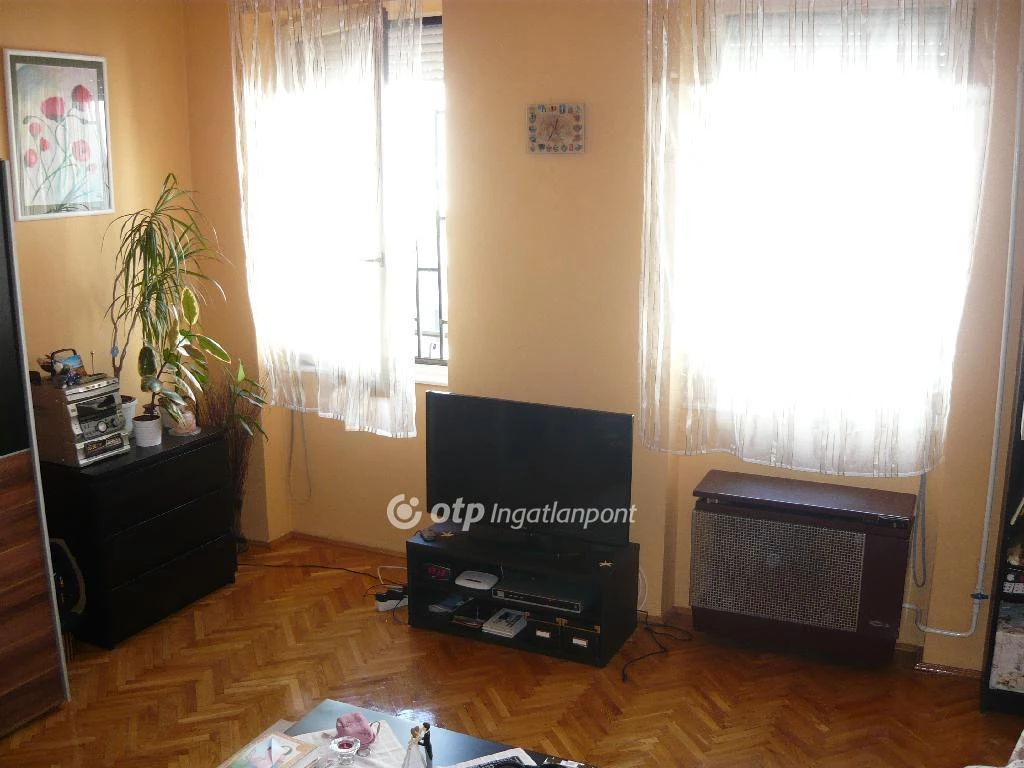 For sale brick flat, Budapest XIII. kerület