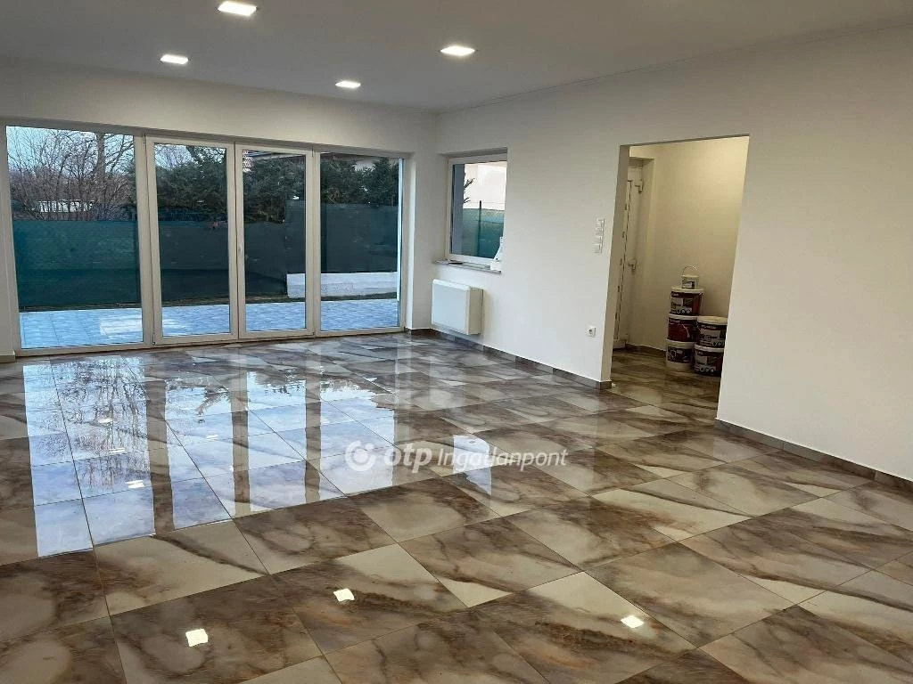 Eladó Ház, Albertirsa