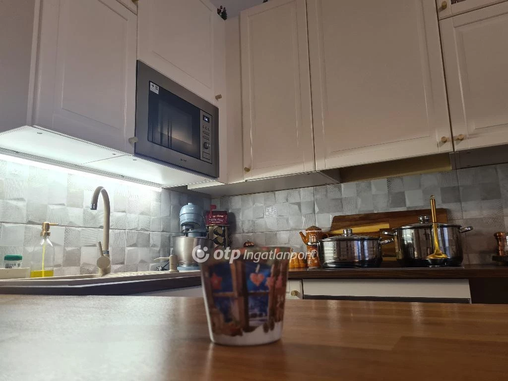 For sale brick flat, Budapest VII. kerület