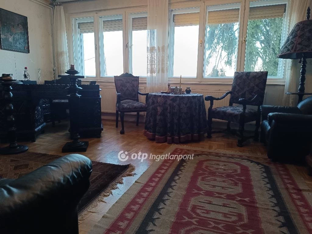 c3-1-name c2-1-name, Budapest II. kerület