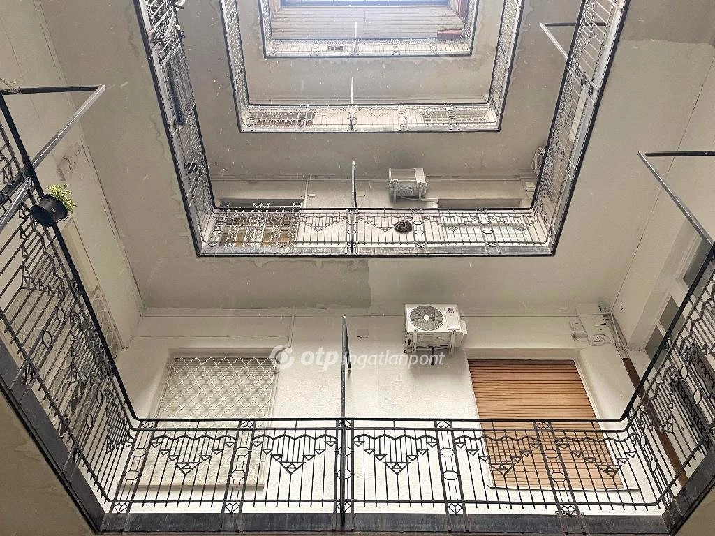 For sale brick flat, Budapest XIII. kerület