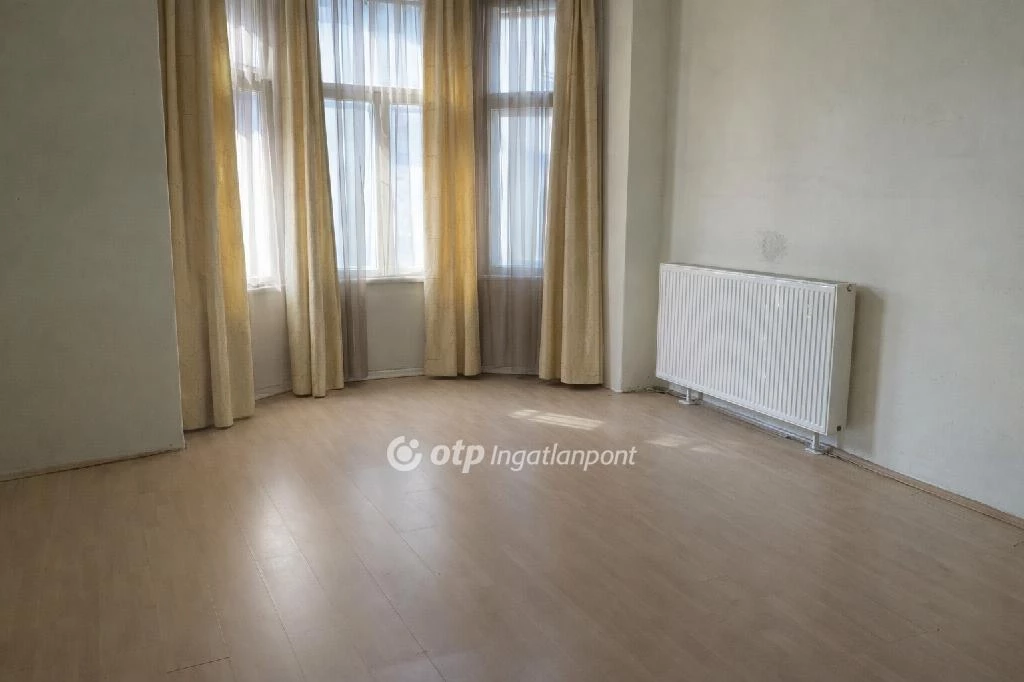 Eladó Lakás, Budapest 6. ker.
