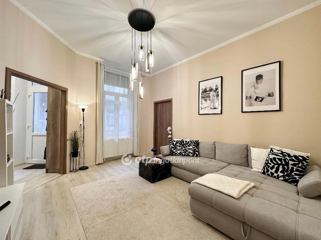 Eladó Lakás, Budapest 6. ker.