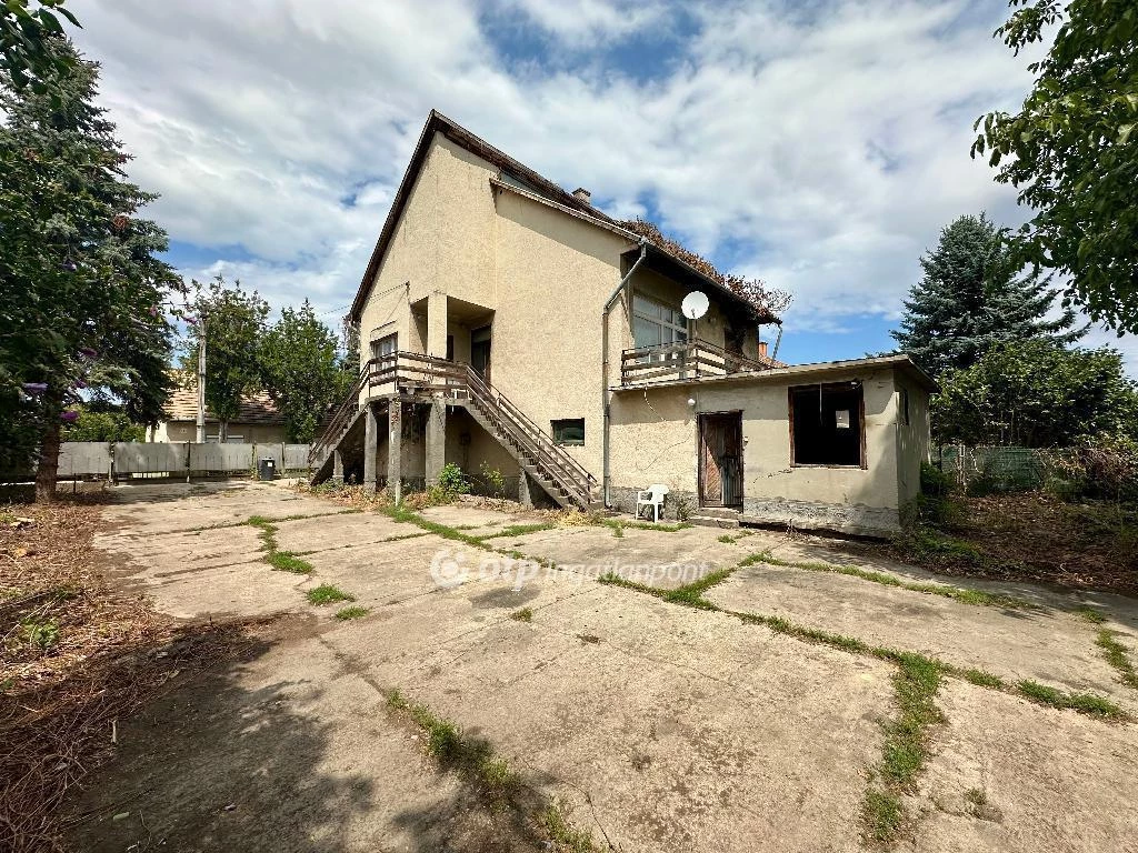 Eladó Ház, Tököl