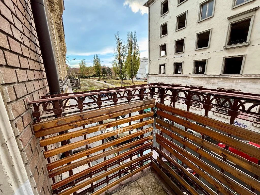 Eladó Lakás, Budapest 8. ker.