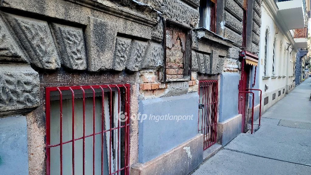 Eladó Lakás, Budapest 6. ker.