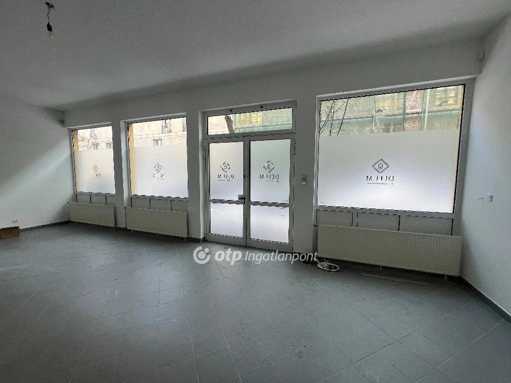 Eladó Üzlethelyiség, Budapest 7. ker.