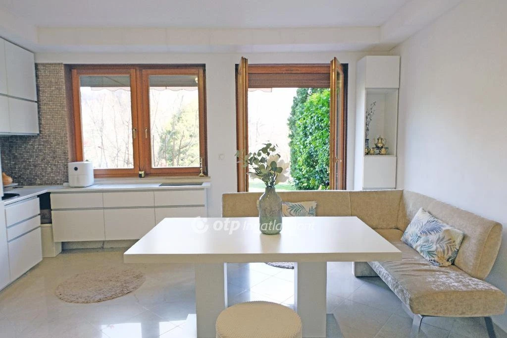 Eladó Lakás, Budapest 2. ker.