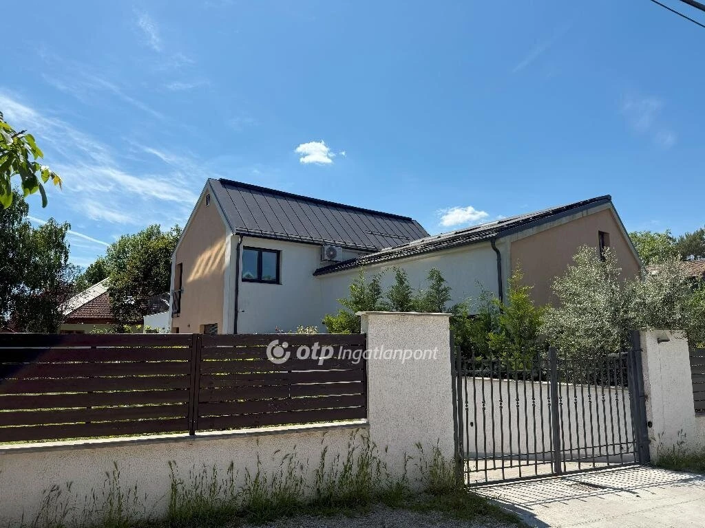 Eladó Lakás, Budapest 3. ker.