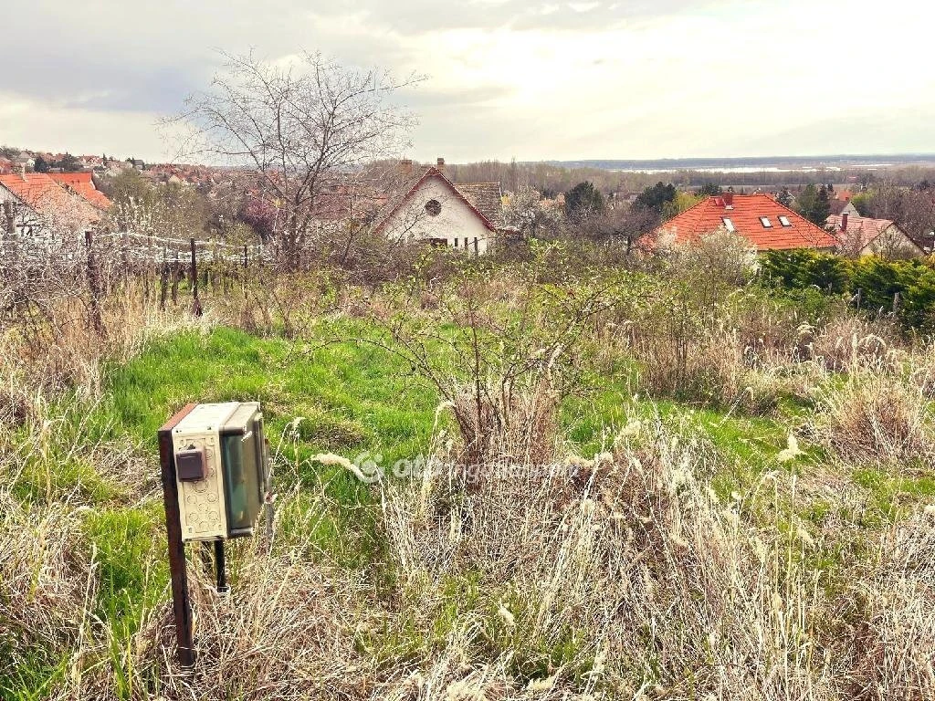 c3-1-name c2-50-name, Sukoró