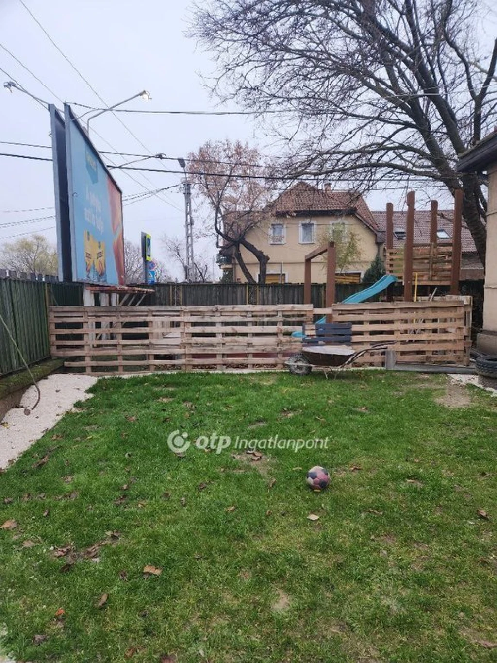 c3-1-name c2-1-name, Budapest XVIII. kerület