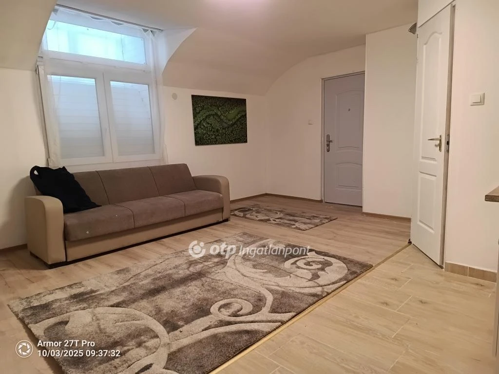 Eladó Lakás, Budapest 8. ker.