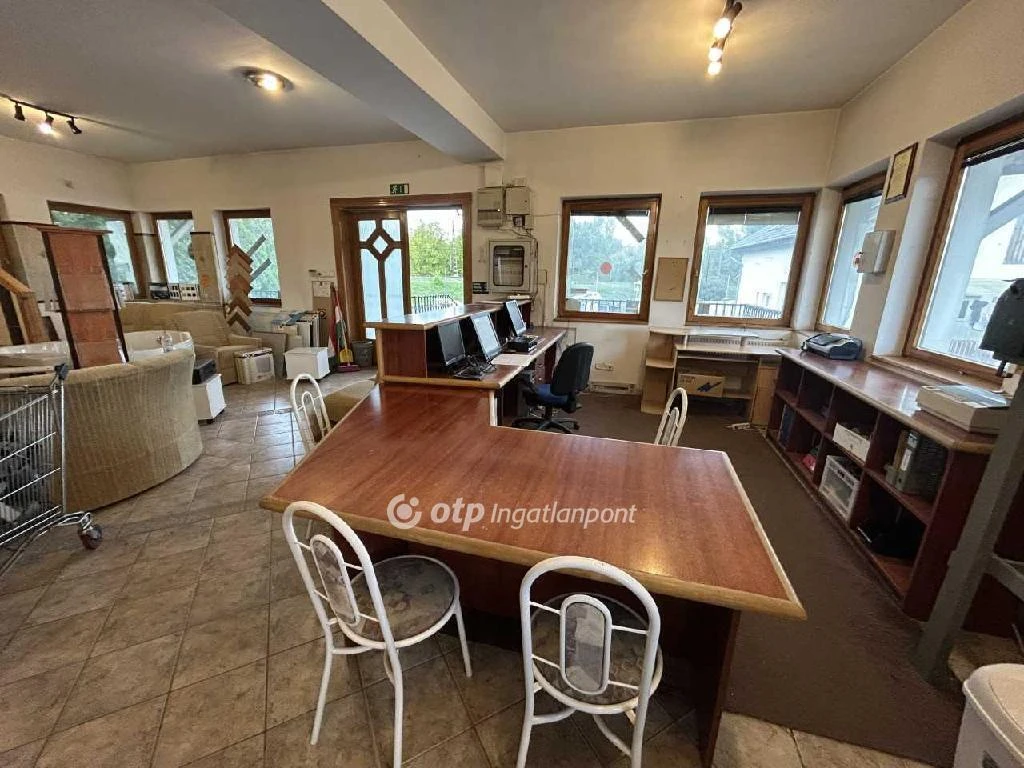 c3-2-name c2-69-name, Budapest XVI. kerület