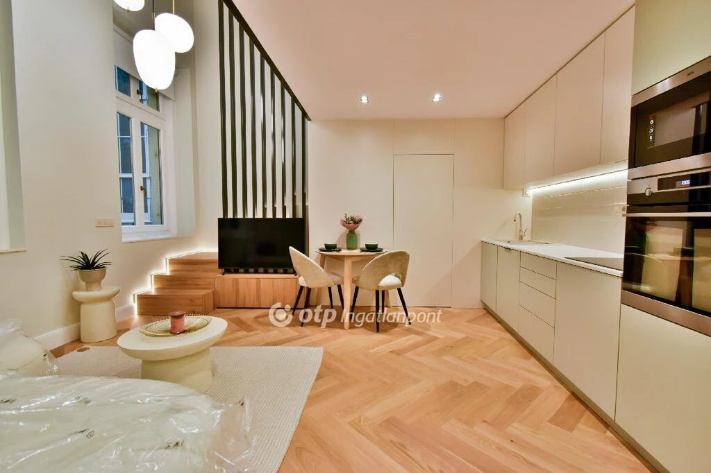 Eladó Lakás, Budapest 5. ker.