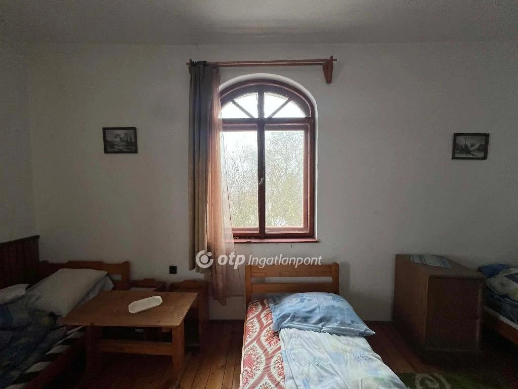 c3-1-name c2-70-name, Pilisszentlászló