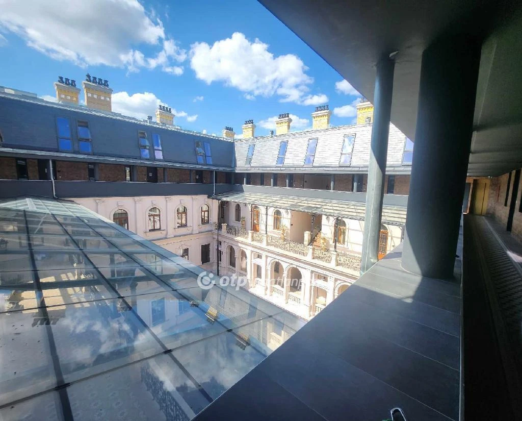 Eladó Lakás, Budapest 6. ker.