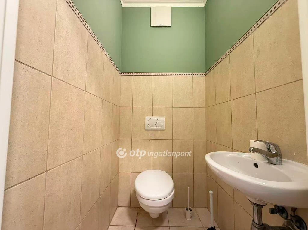 Eladó Lakás, Budapest 8. ker.