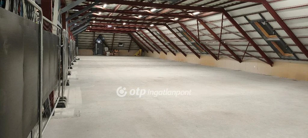 Kiadó Raktár, Budapest 3. ker.