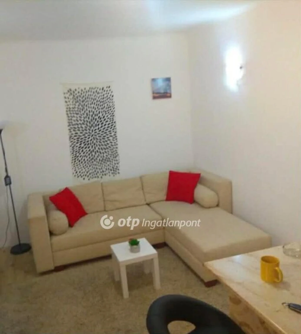 Eladó Lakás, Budapest 8. ker.