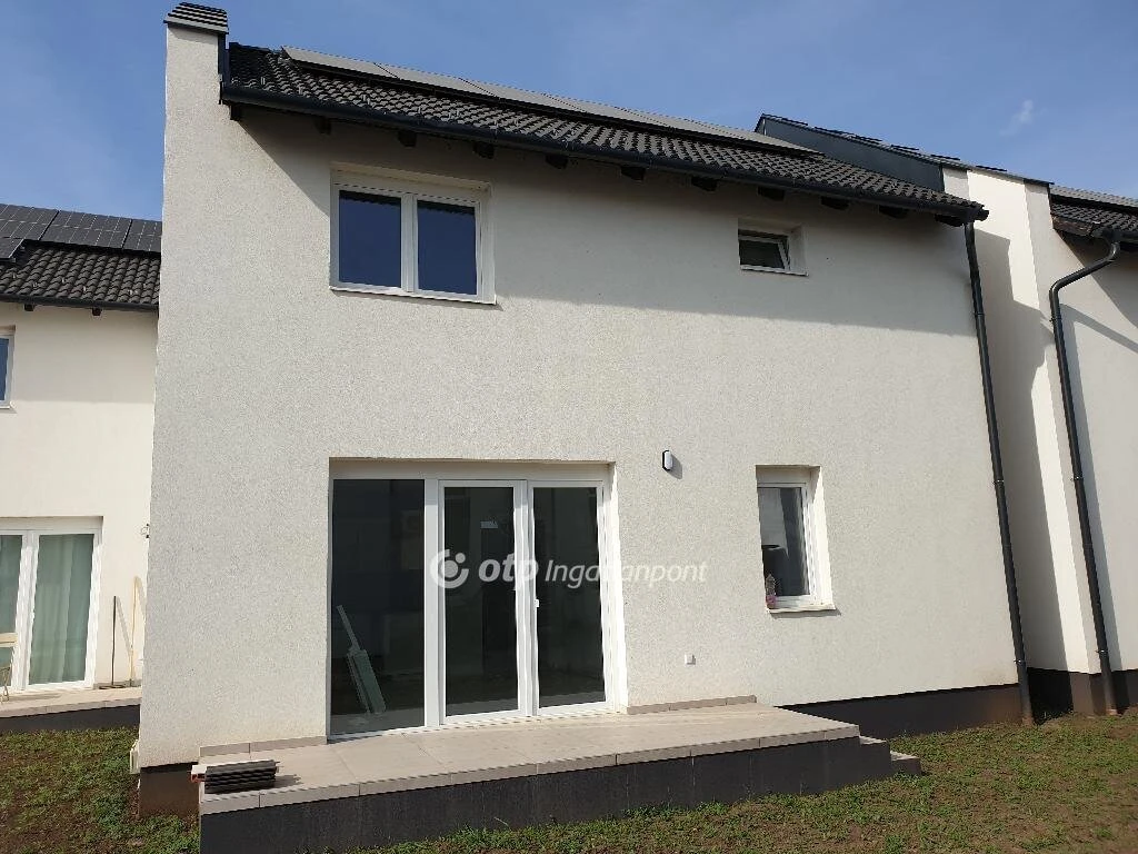 Kiadó Ház, Velence