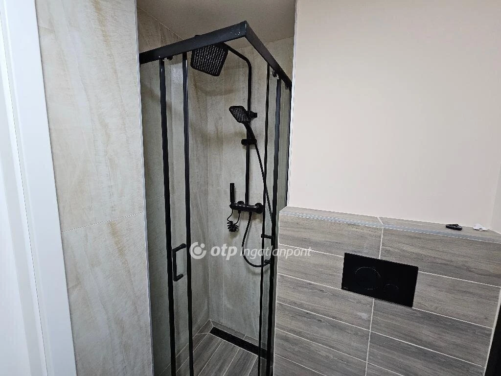 Eladó Lakás, Budapest 7. ker.