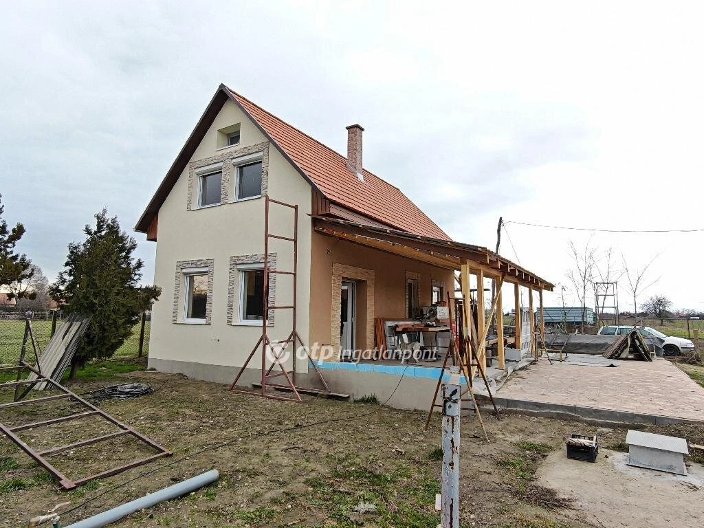 Eladó Ház, Dömsöd