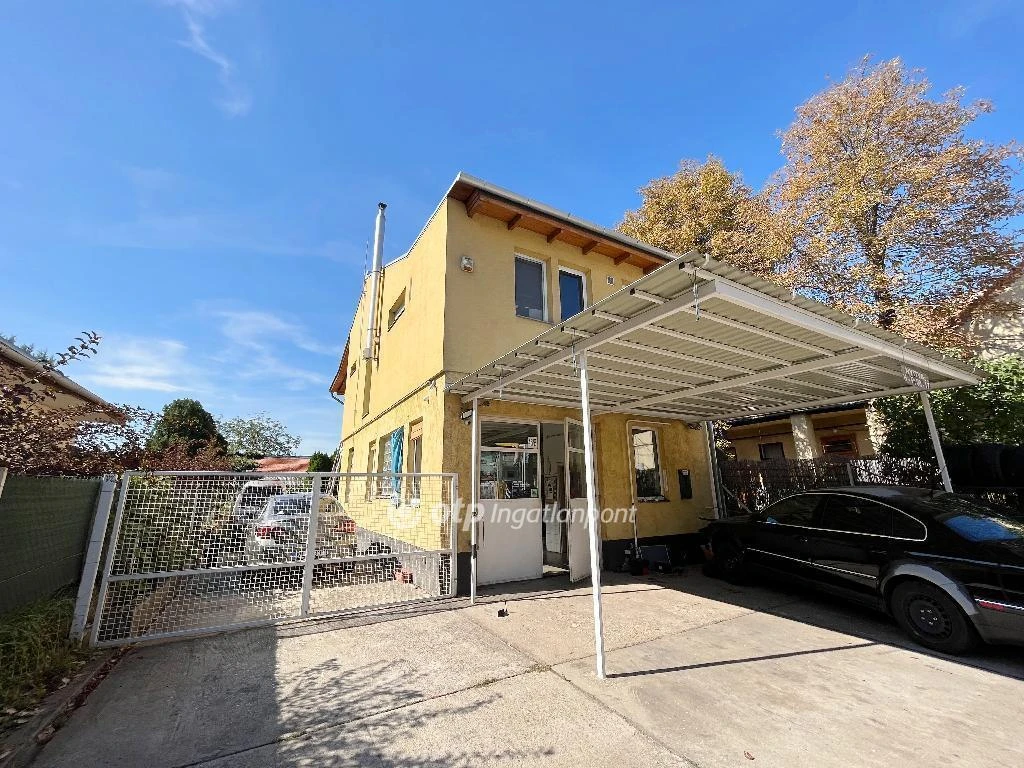 Eladó Ház, Budapest 15. ker.