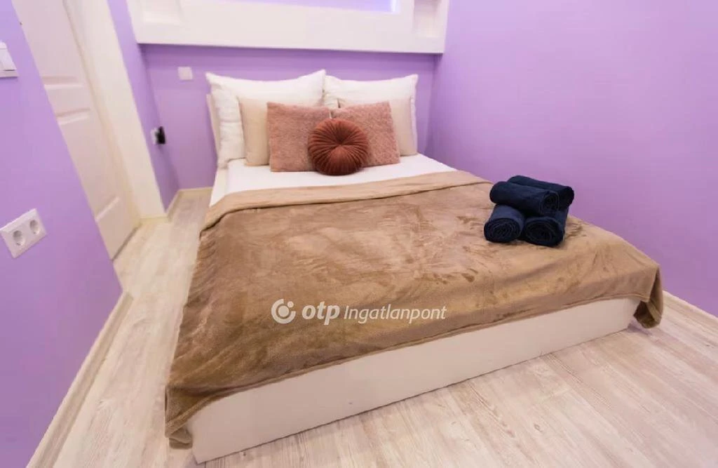 Eladó Lakás, Budapest 6. ker.