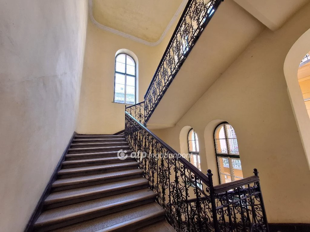 Eladó Lakás, Budapest 8. ker.