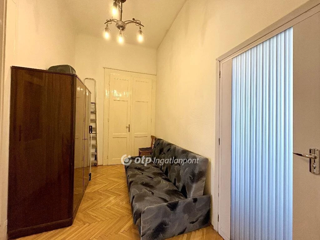 Eladó Lakás, Budapest 8. ker.