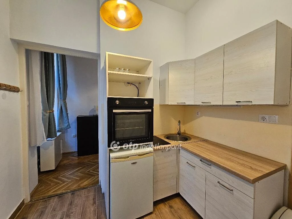 Eladó Lakás, Budapest 5. ker.