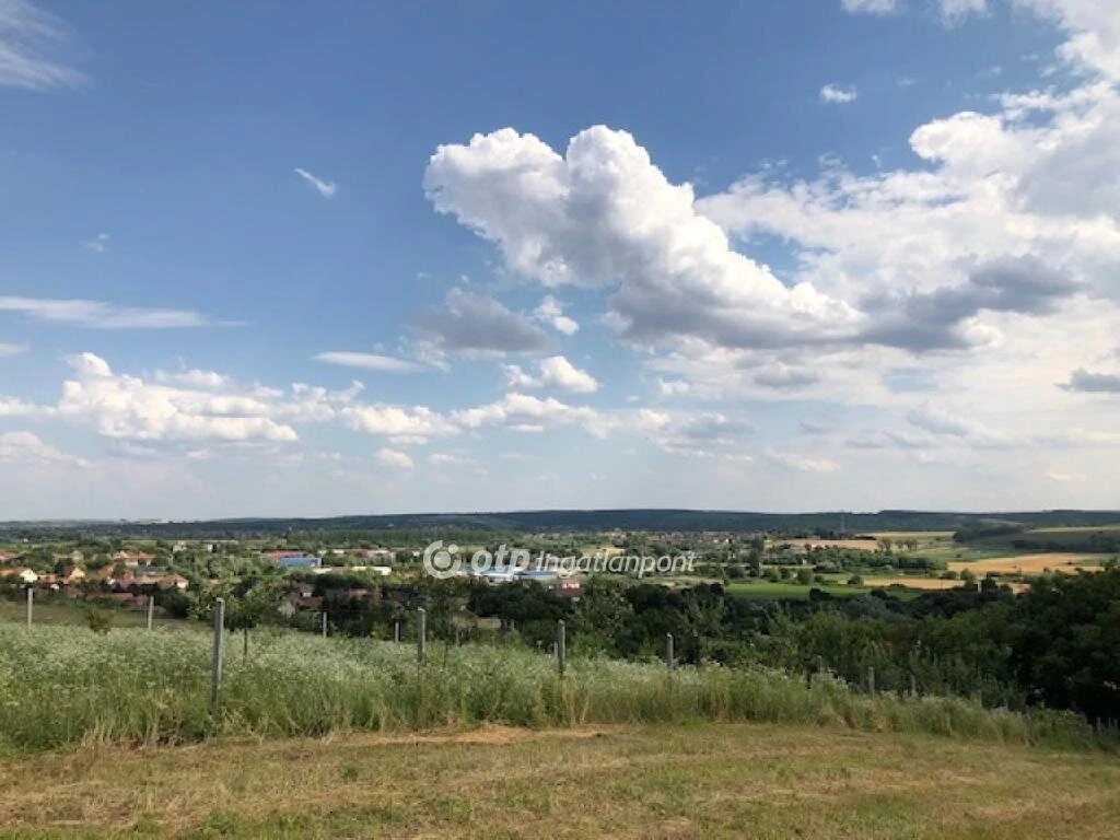 Eladó Telek, Aszód