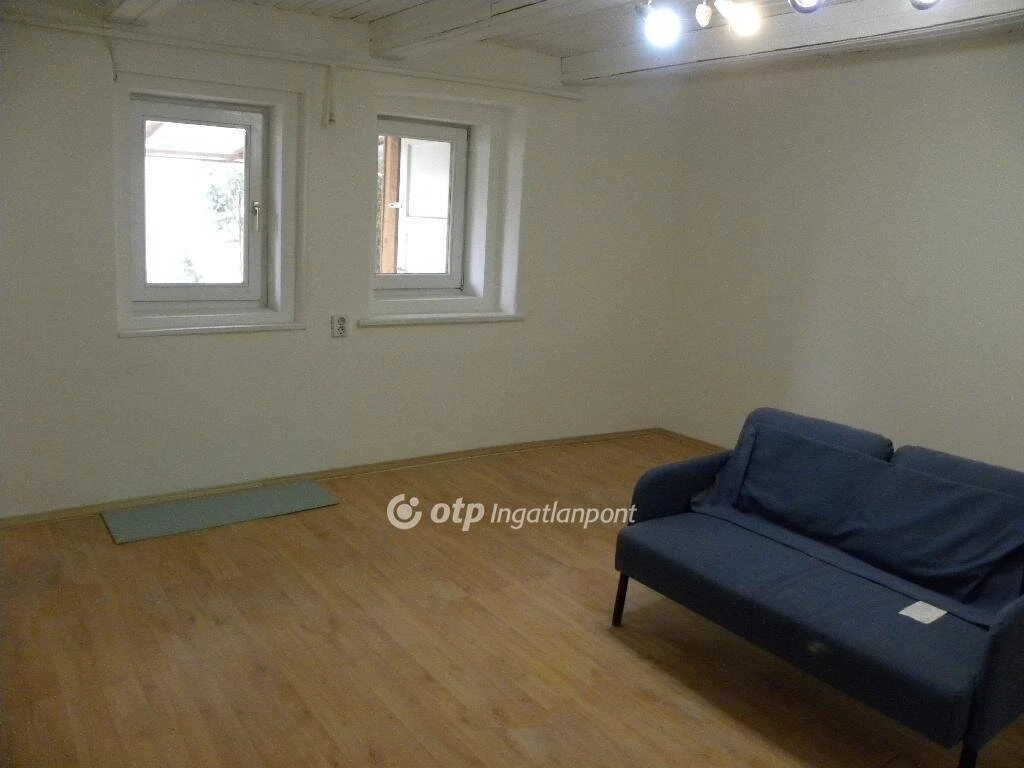 Eladó Ház, Budapest 16. ker.