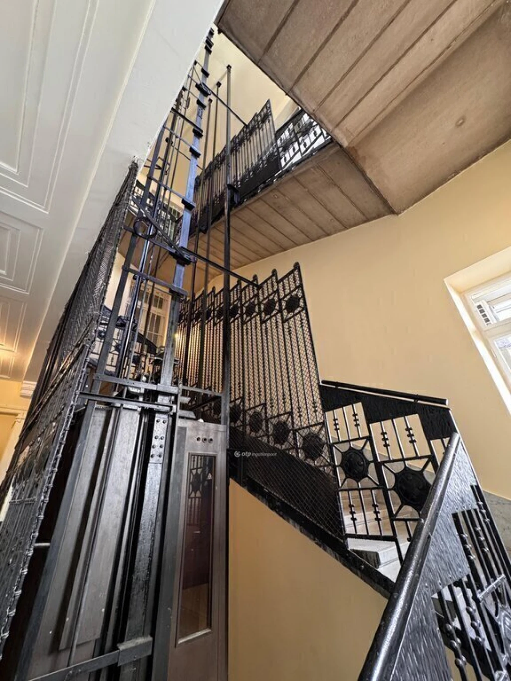 c3-1-name c2-19-name, Budapest V. kerület