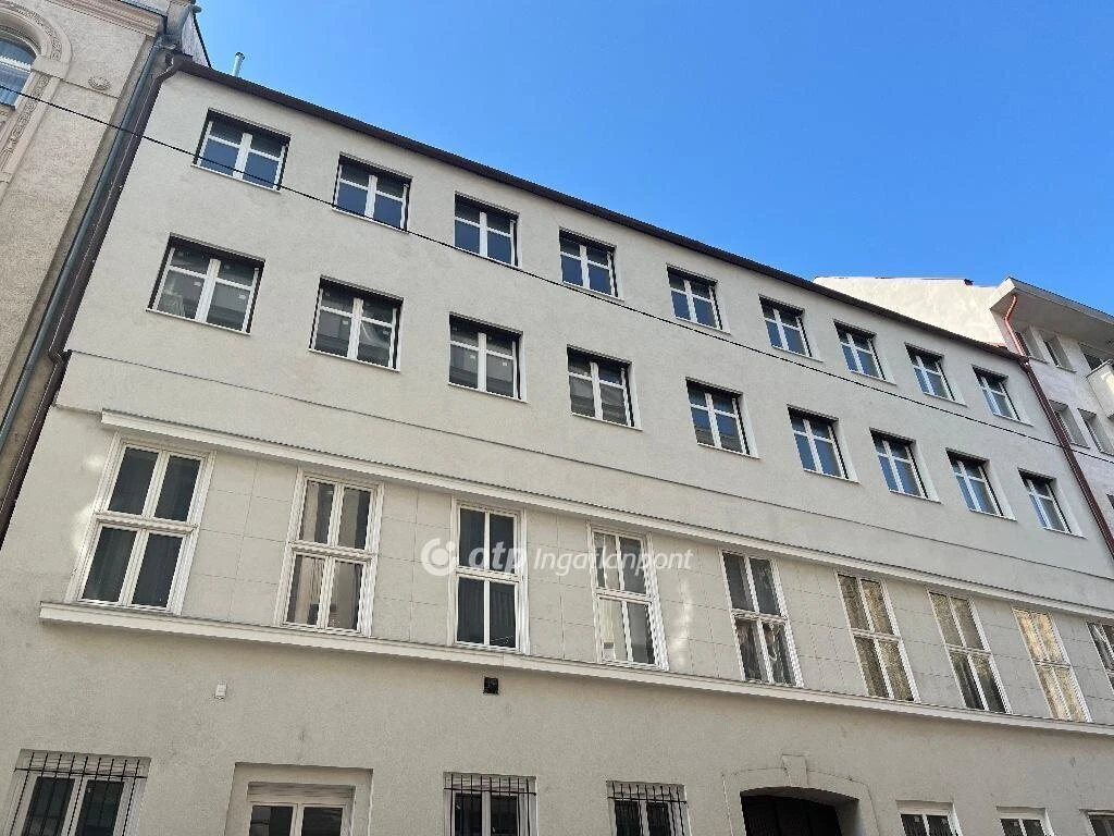 Eladó Lakás, Budapest 6. ker.