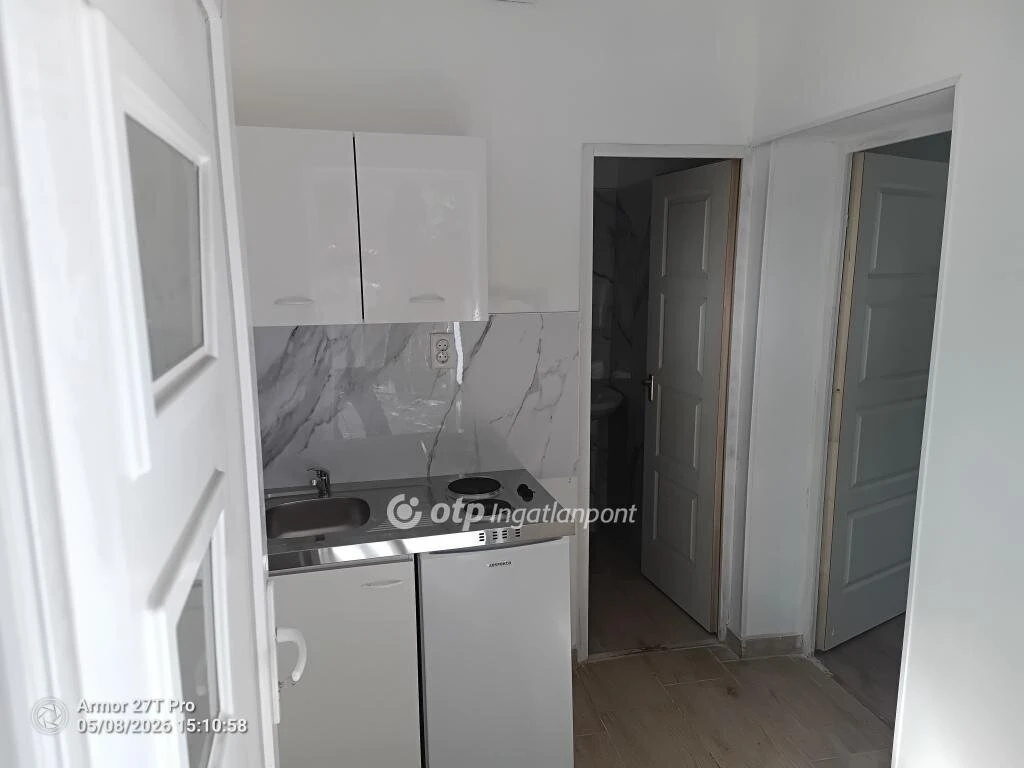 Eladó Lakás, Budapest 15. ker.