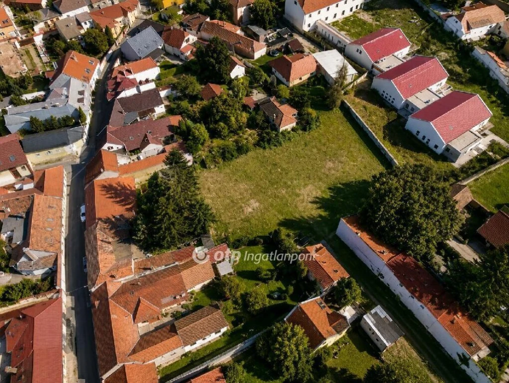 c3-1-name c2-50-name, Eger