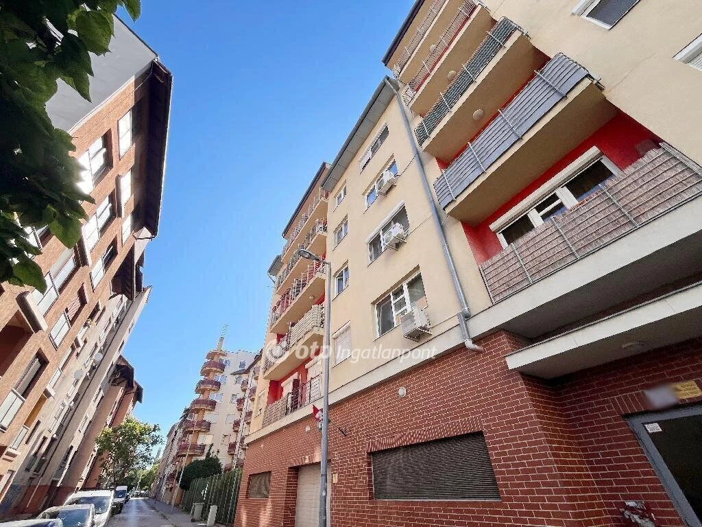 Eladó Lakás, Budapest 8. ker.