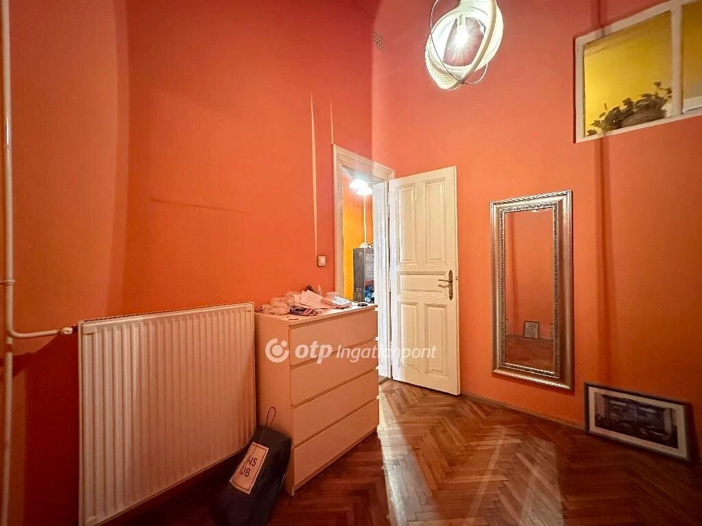 Eladó Lakás, Budapest 6. ker.