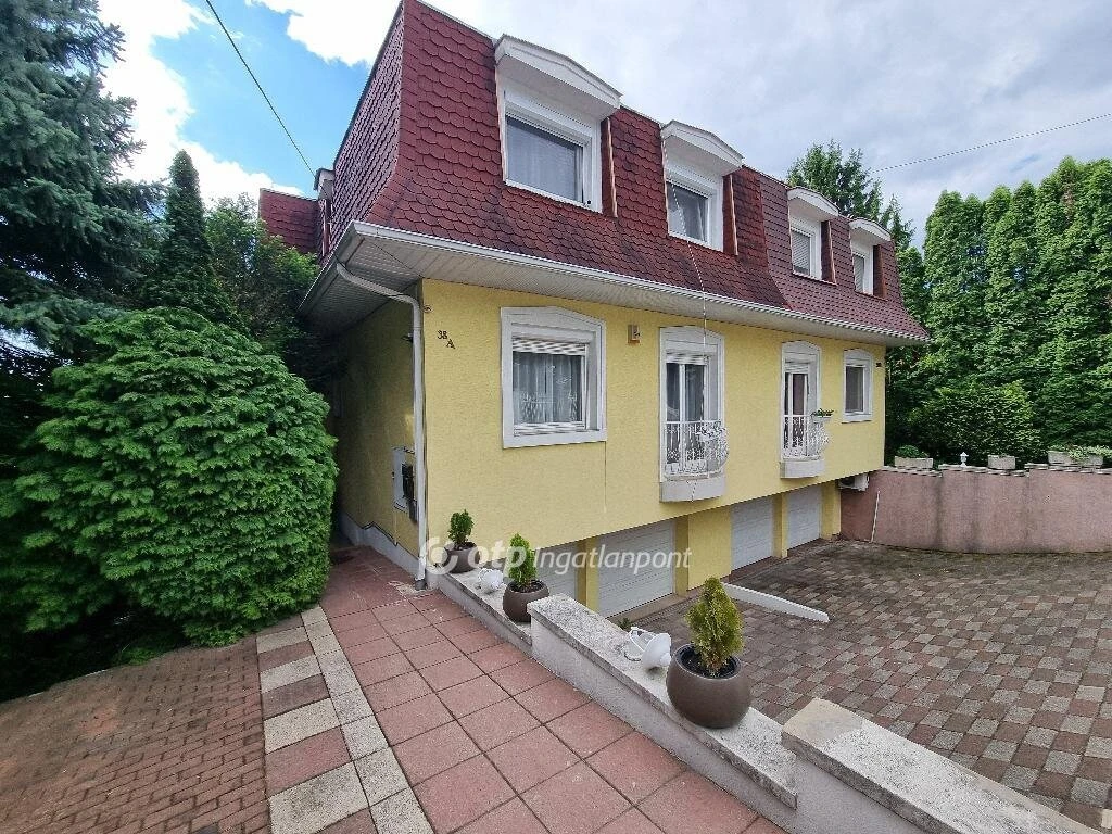 Eladó Lakás, Budapest 2. ker.