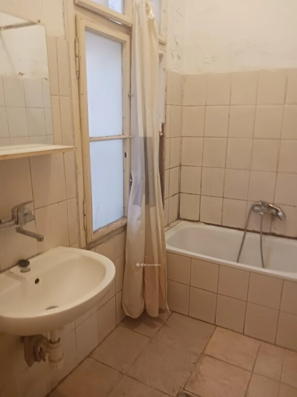 Eladó Lakás, Budapest 8. ker.