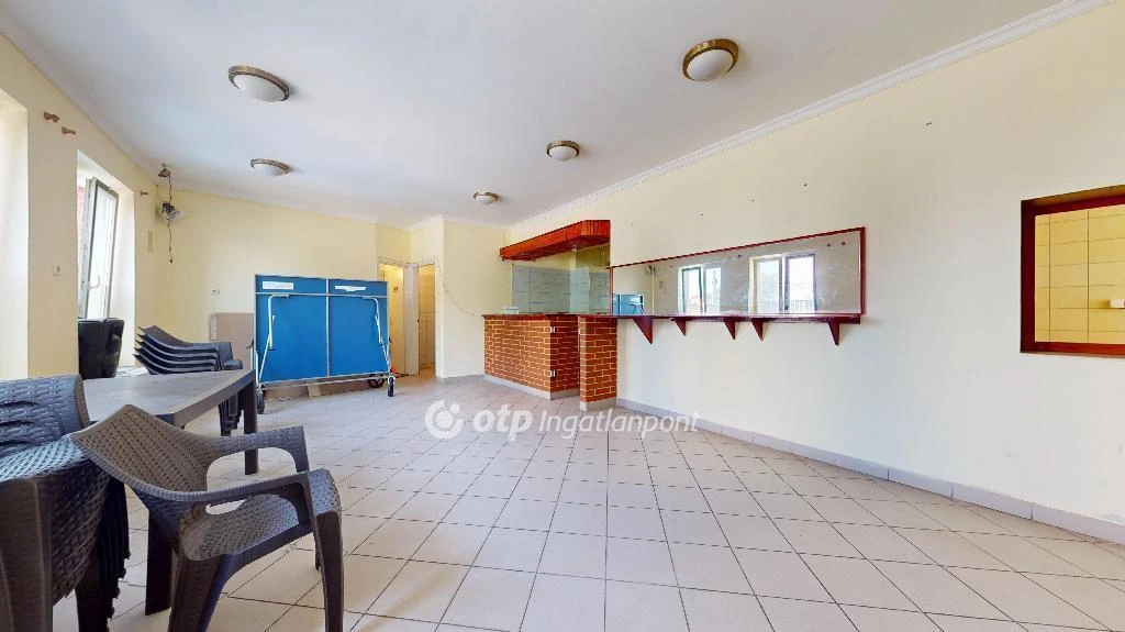 c3-1-name c2-70-name, Miskolc