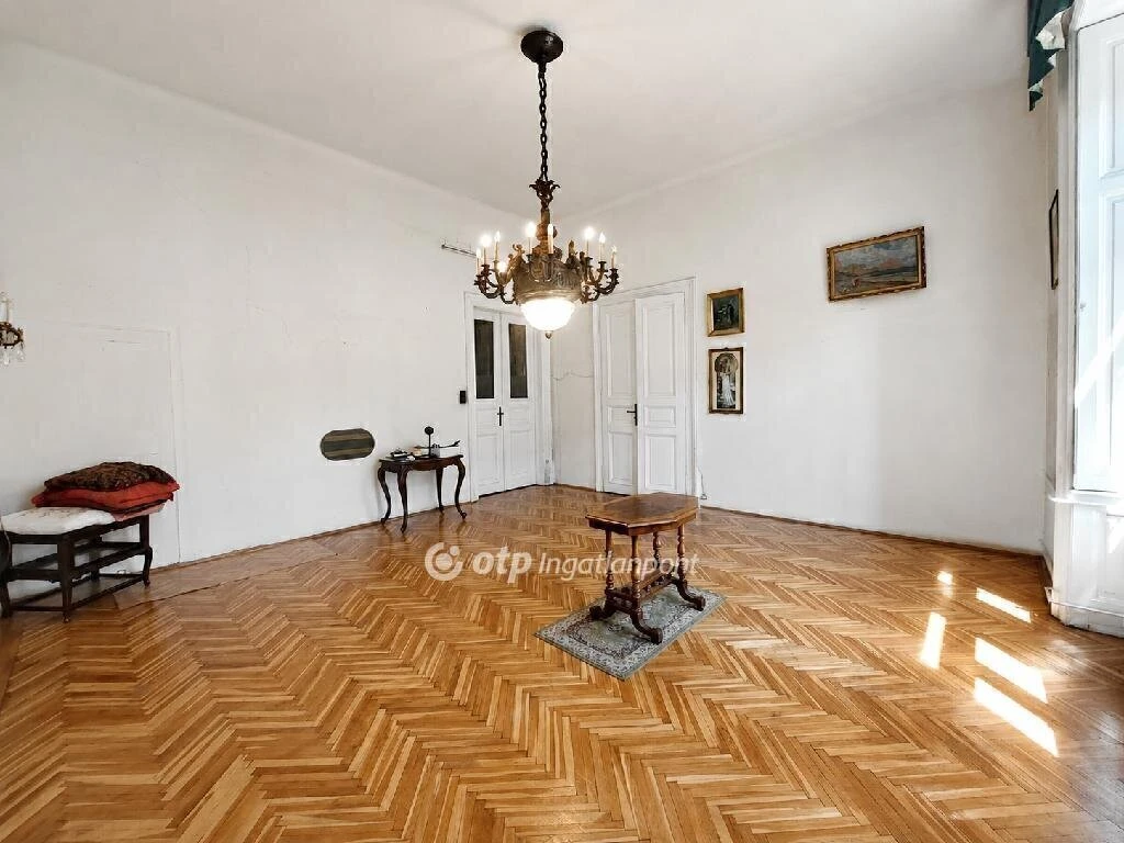 Eladó Lakás, Budapest 7. ker.